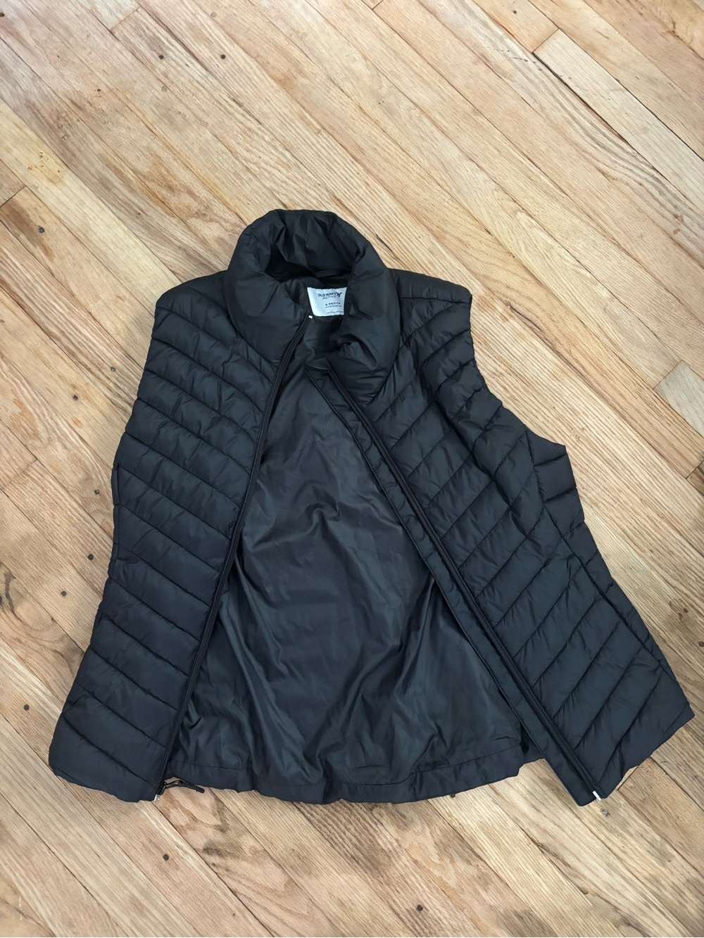 Old Navy Black Quilted Puffer Vest